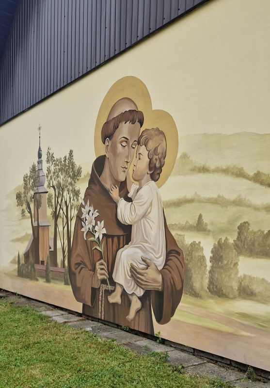 Mural sakralny Święty Antoni Padewski, mural na elewacji